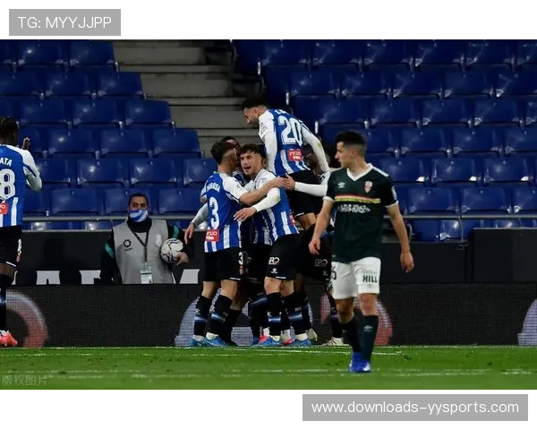 科莫主场连胜，帕斯助攻莫雷诺锁定胜局